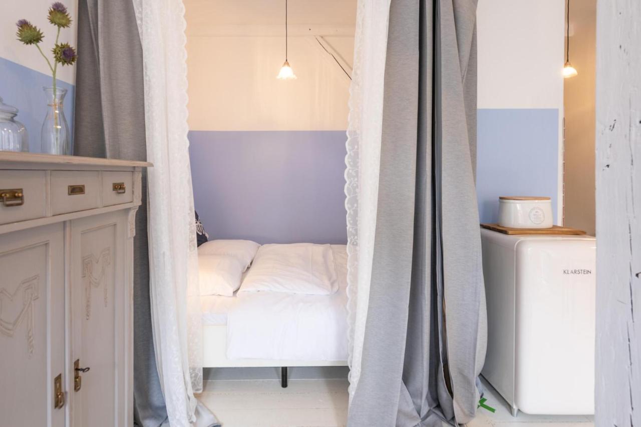 Altes Kontorhaus Kajuete Apartment Husum  Bagian luar foto